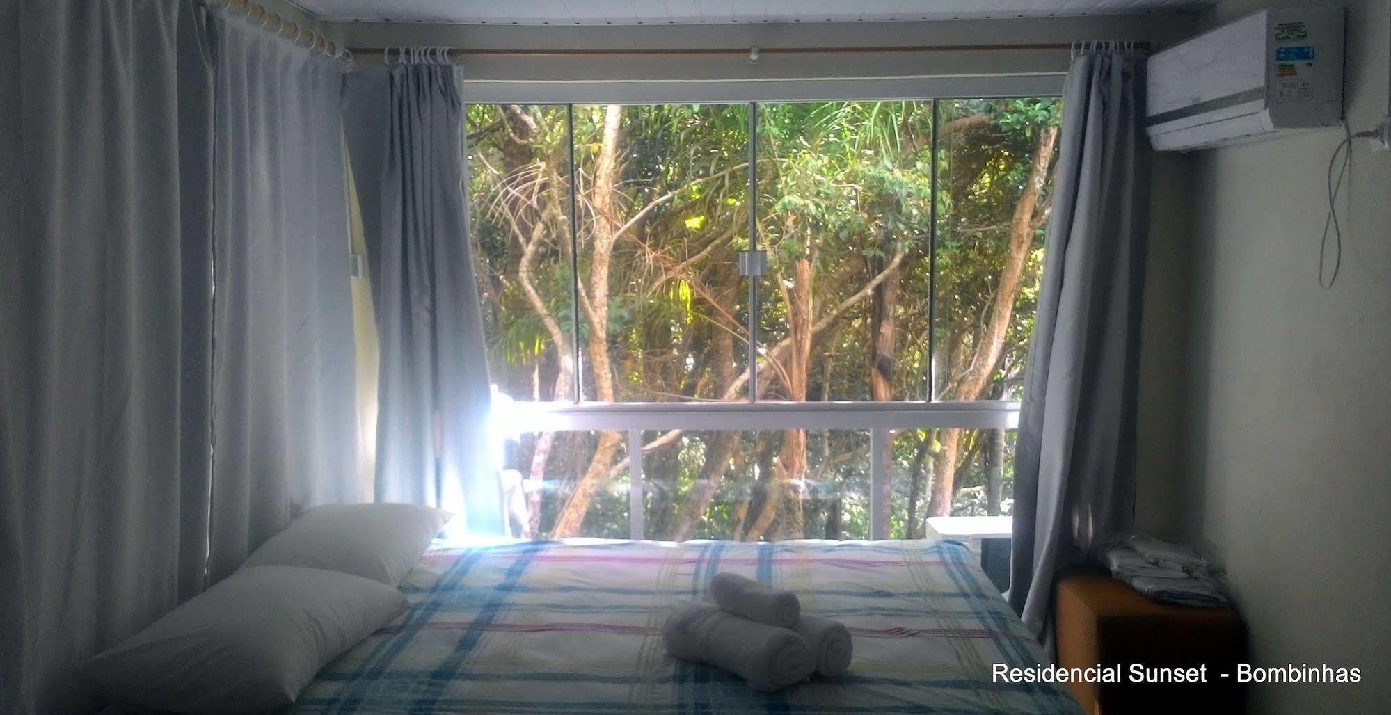 Residencial Sunset Lejlighedshotel Bombinhas Eksteriør billede
